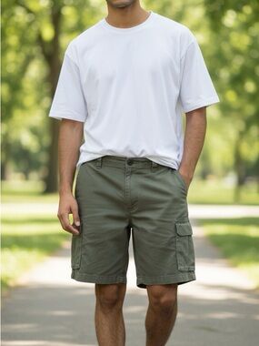 Men's Olive Cargo Shorts with Utility Flap Pockets